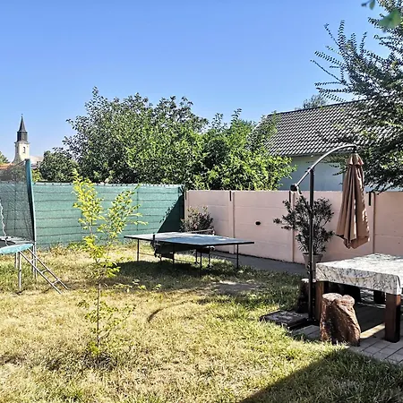 Levendula Apartmanhazak Apartamento